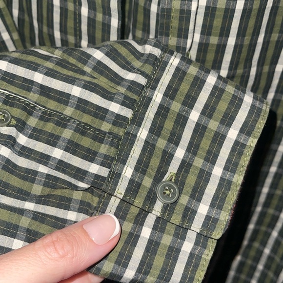 Old Navy Men's Olive Green Plaid Long Sleeve Button Down Shirt - XL - Picture 2 of 4